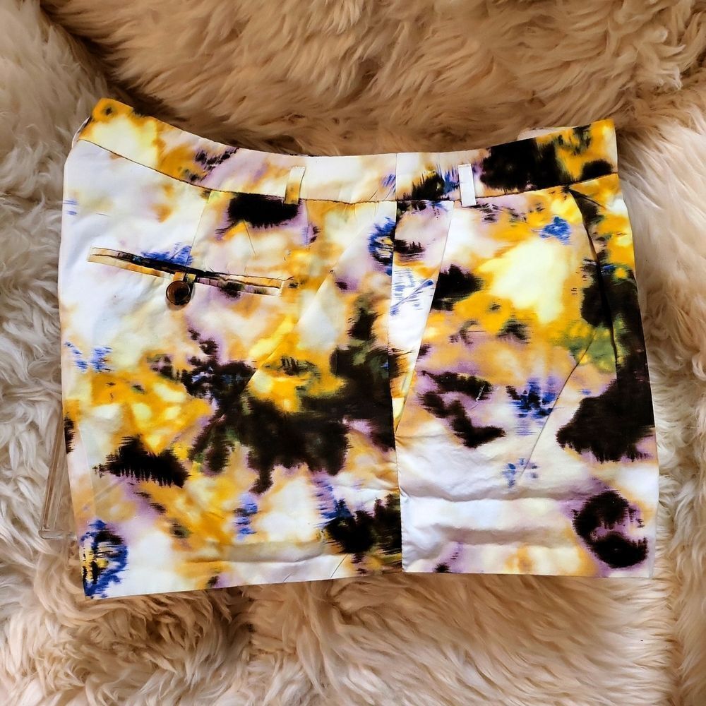 J.CREW SZ.6 shorts w/ pockets very very pretty!!!